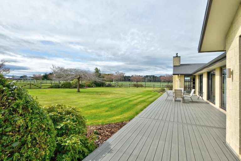 Photo of property in 24 Mckinnon Road, Edendale, Wyndham, 9893