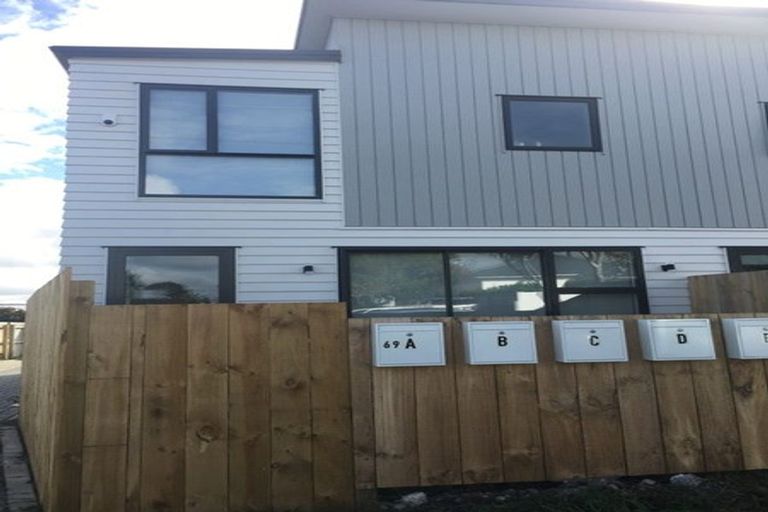 Photo of property in 69b Astley Avenue, New Lynn, Auckland, 0600