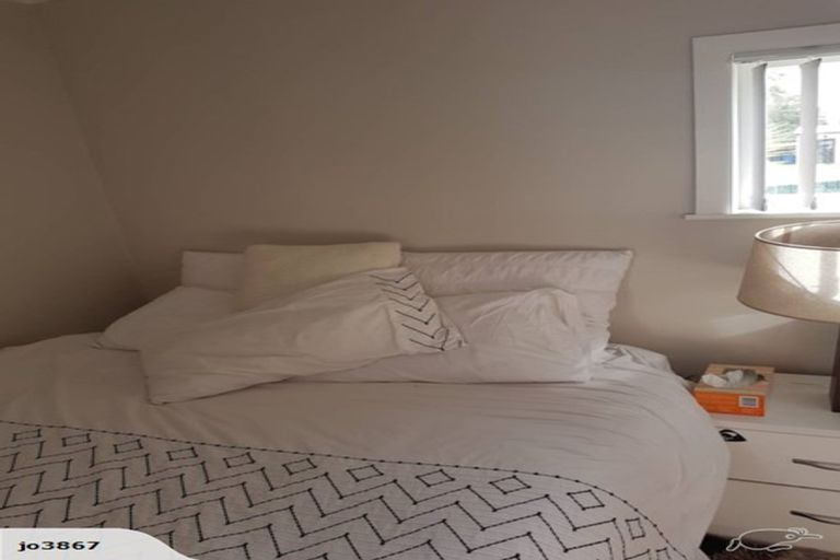 Photo of property in 80a Henwood Road, Paraite, New Plymouth, 4372
