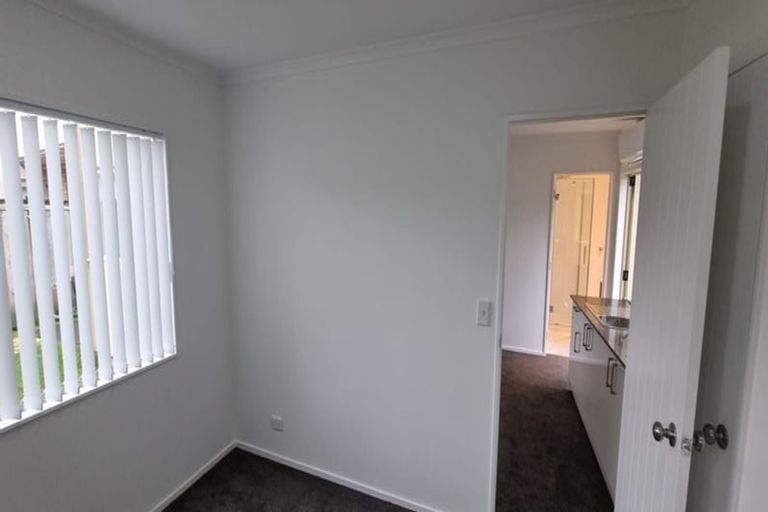 Photo of property in 9 Cambrian Crescent, Flat Bush, Auckland, 2016