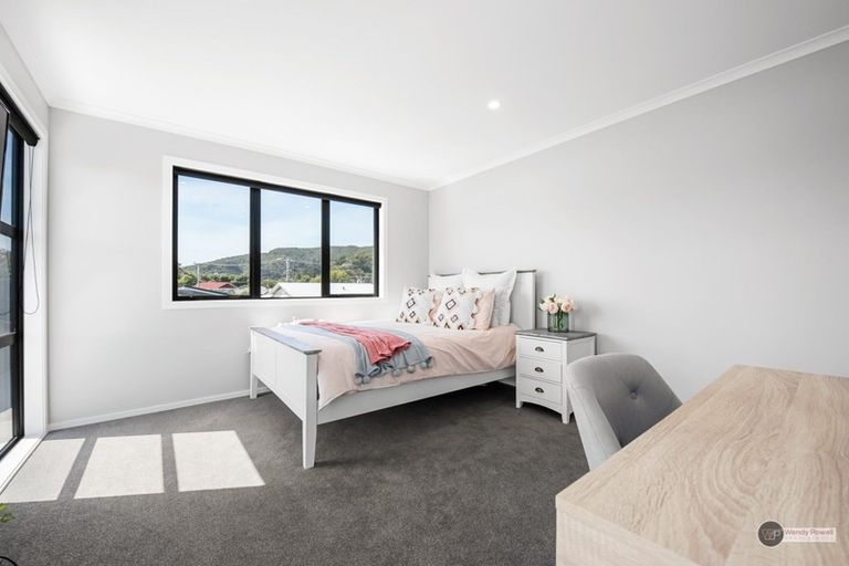 Photo of property in 24a Birdwood Road, Waterloo, Lower Hutt, 5011