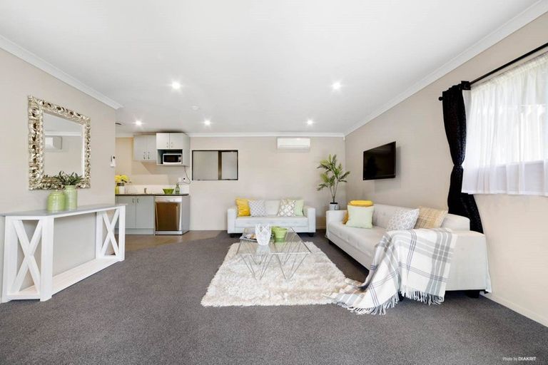 Photo of property in 57e Lancaster Road, Beach Haven, Auckland, 0626