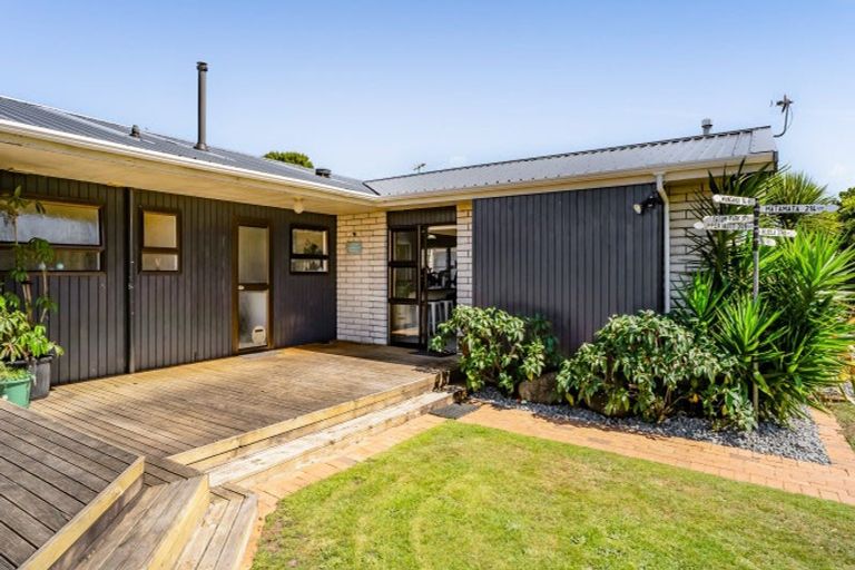 Photo of property in 112 Hamlet Street, Stratford, 4332