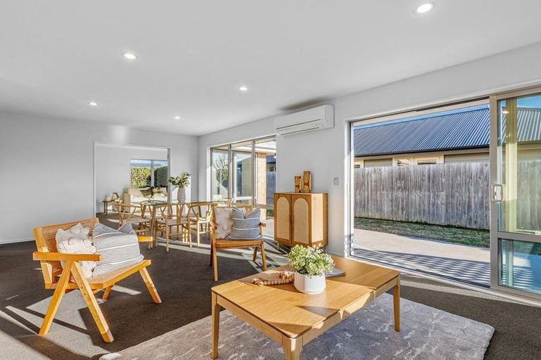 Photo of property in 57 Acacia Avenue, Rangiora, 7400