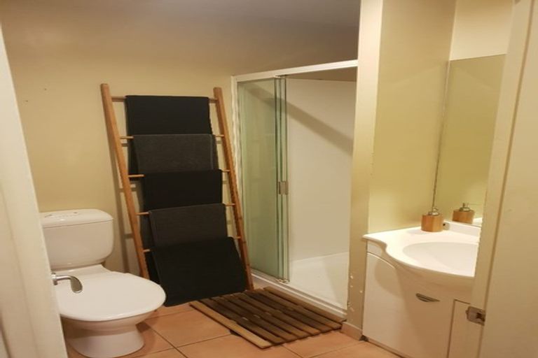 Photo of property in Atrium Apartments, 3e/154 The Terrace, Wellington Central, Wellington, 6011