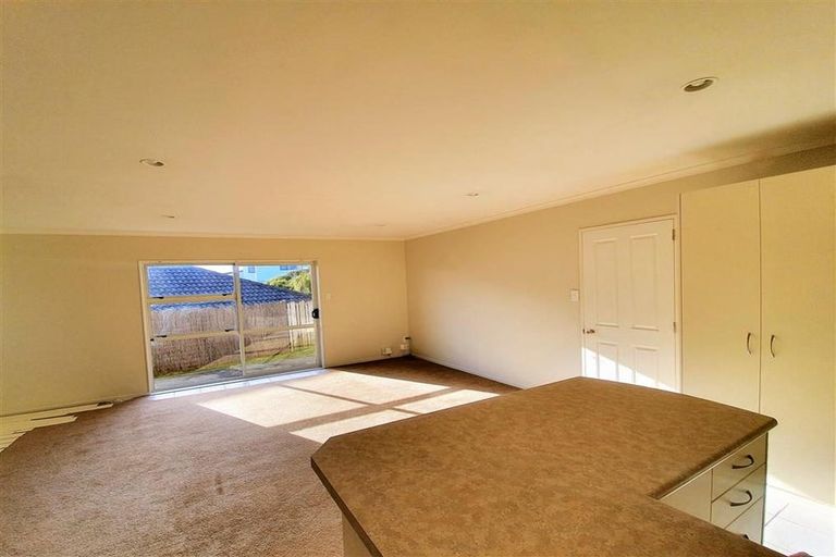 Photo of property in 12 Nykki Place, Papakura, 2110