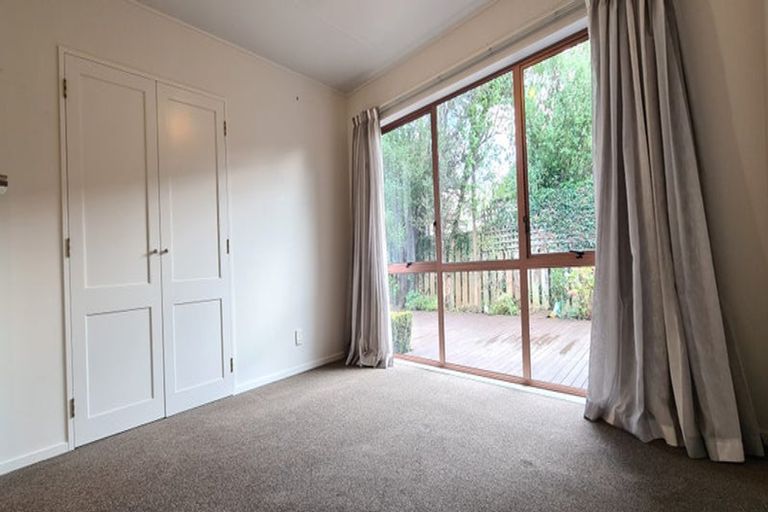 Photo of property in 25 Anderson Road, Taradale, Napier, 4112