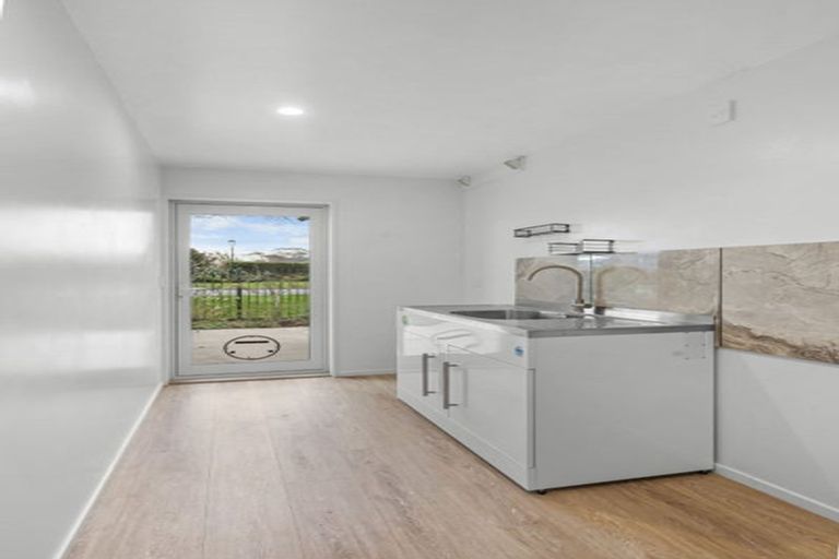 Photo of property in 4 Levinge Lane, Hillmorton, Christchurch, 8024
