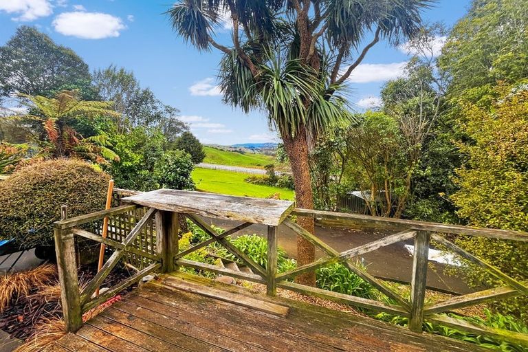 Photo of property in 10 Hau Whiti Place, Kimbolton, 4774