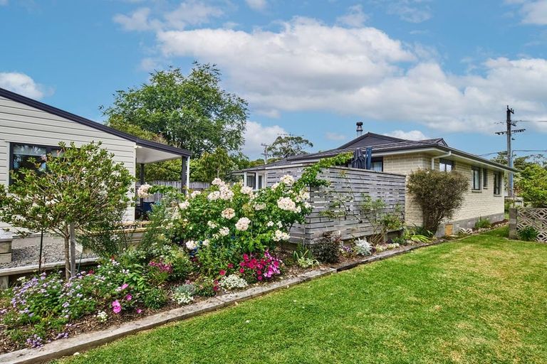 Photo of property in 31a Puriri Road, Waikanae, 5036
