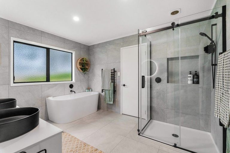 Photo of property in 573 Waimate Road North, Kerikeri, 0293