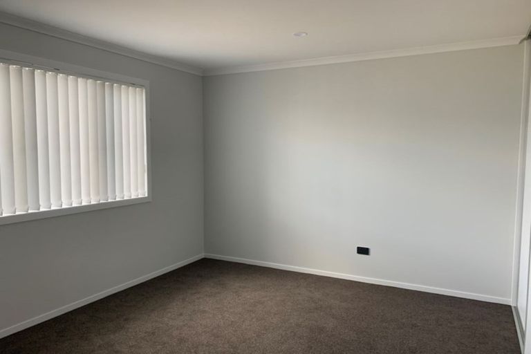 Photo of property in 5 Wairepo Street, Takanini, 2112