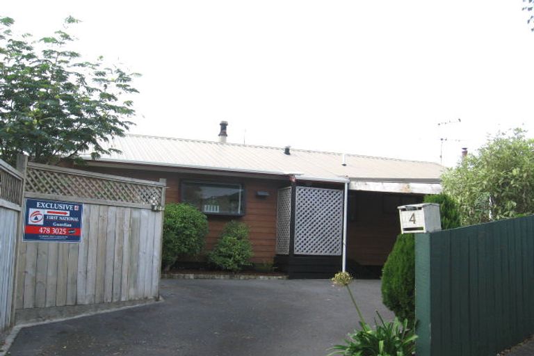 Photo of property in 4 Underwood Way, Churton Park, Wellington, 6037