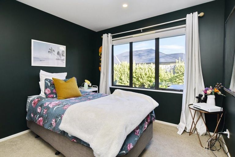 Photo of property in 7 Peter Place, Rangiora, 7400