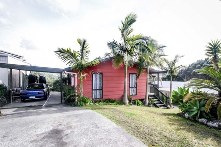 Photo of property in 14 Falls View Road, Haruru, 0204