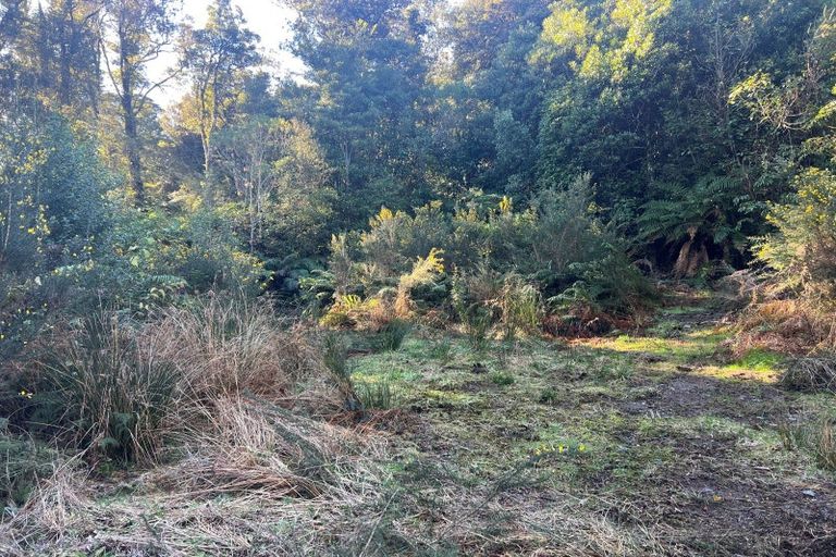 Photo of property in 1 Kakapo Way, Moana, 7875