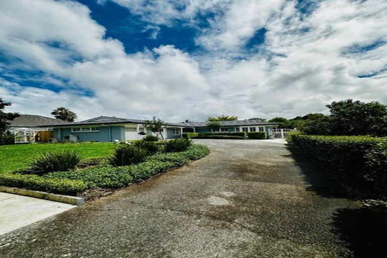 Photo of property in 8 Owens Road, Waiuku, 2123