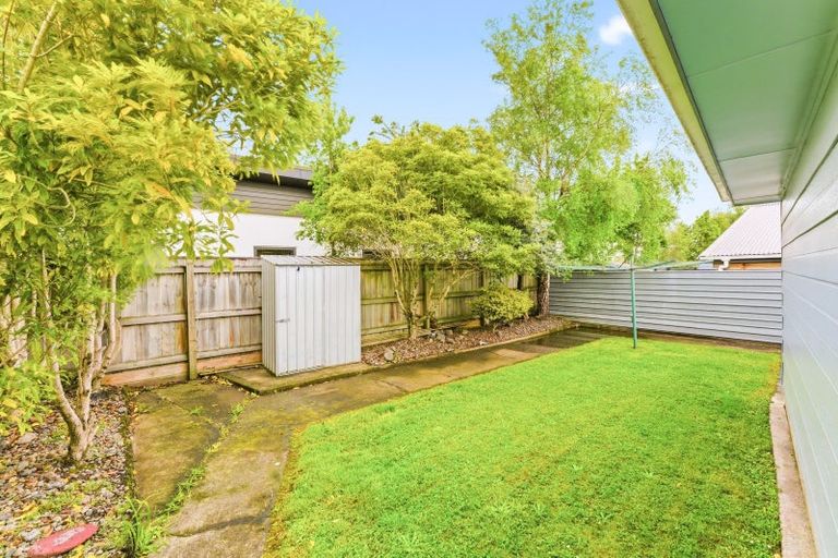 Photo of property in 4 Coromandel Court, Roslyn, Palmerston North, 4414