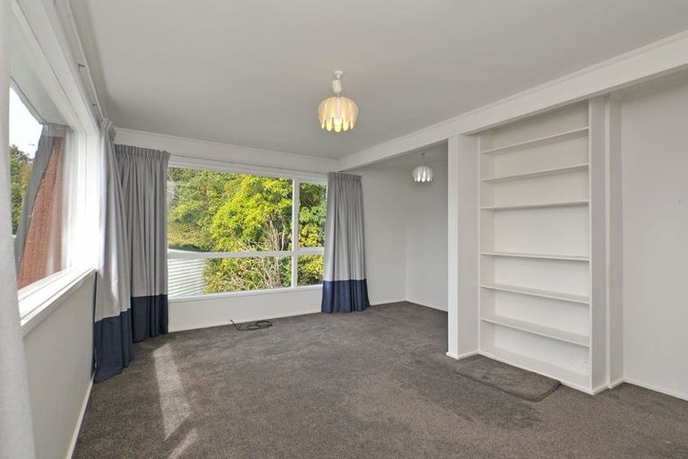 Photo of property in 76b Collier Avenue, Karori, Wellington, 6012