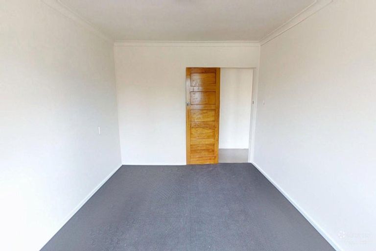 Photo of property in 539-541 Featherston Street, Roslyn, Palmerston North, 4414