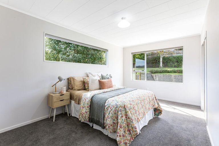 Photo of property in 5 Romesdale Road, Papakowhai, Porirua, 5024