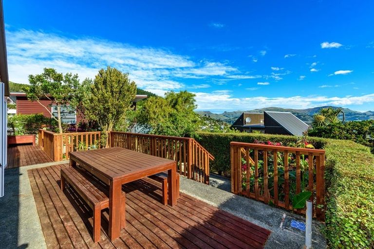 Photo of property in 10 Cornwall Road, Lyttelton, 8082