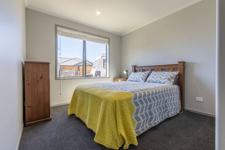 Photo of property in 8 Komahimahi Way, Motuoapa, 3382