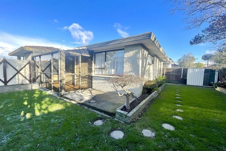Photo of property in 107 Main North Road, Papanui, Christchurch, 8052