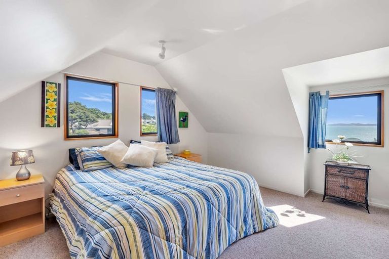 Photo of property in 18 Bay View Road, Cable Bay, 0420