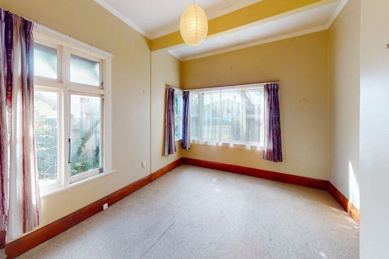 Photo of property in 28 Millar Street, Terrace End, Palmerston North, 4410