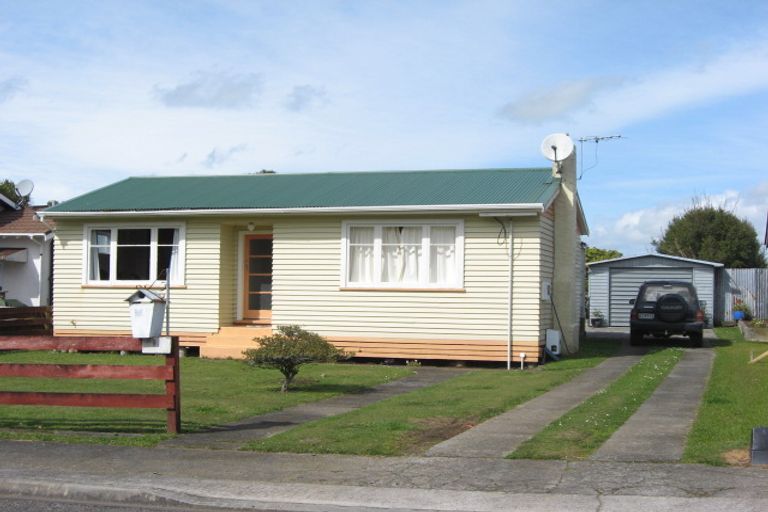 Photo of property in 21 Lear Street, Stratford, 4332