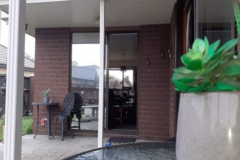 Photo of property in 11 Amdale Avenue, Broomfield, Christchurch, 8042