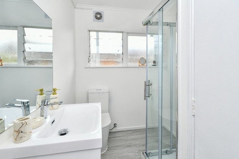 Photo of property in 1/27 Alexander Avenue, Papatoetoe, Auckland, 2025