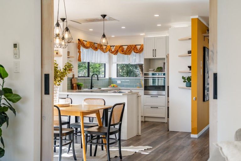 Photo of property in 79 Sea Vista Drive, Pukerua Bay, 5026