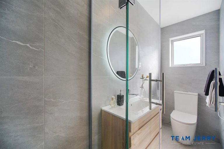 Photo of property in 2 Heihei Street, Papakura, 2110