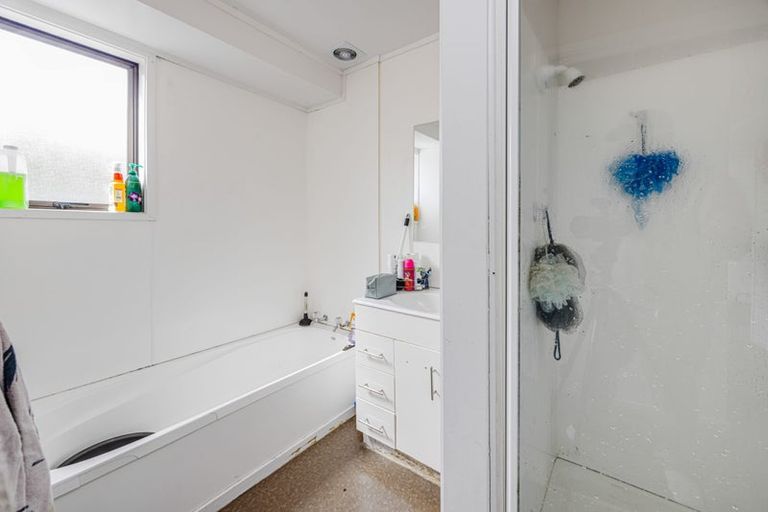 Photo of property in 1/27 Silver Creek Road, Weymouth, Auckland, 2103