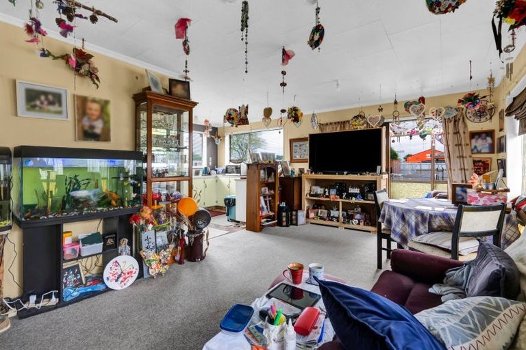 Photo of property in 2/168 Juliet Street, Stratford, 4332