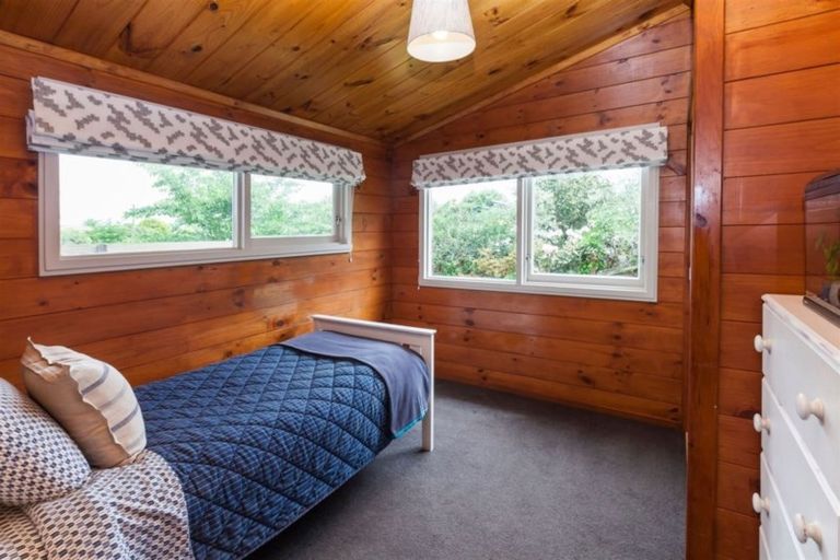 Photo of property in 47 Tintern Avenue, Avonhead, Christchurch, 8042