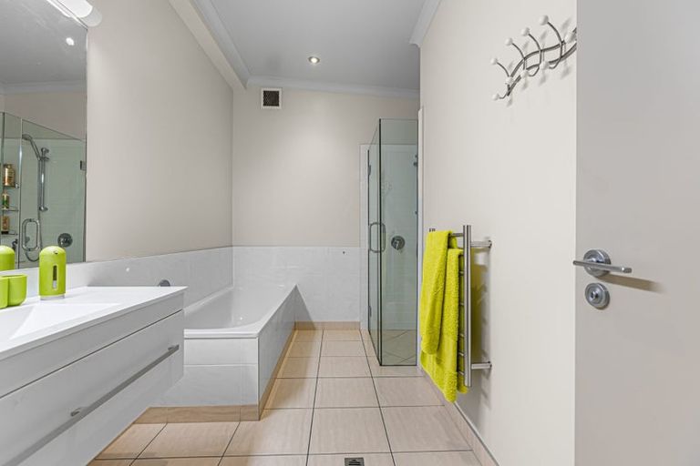 Photo of property in 3/228 Grange Road, Otumoetai, Tauranga, 3110