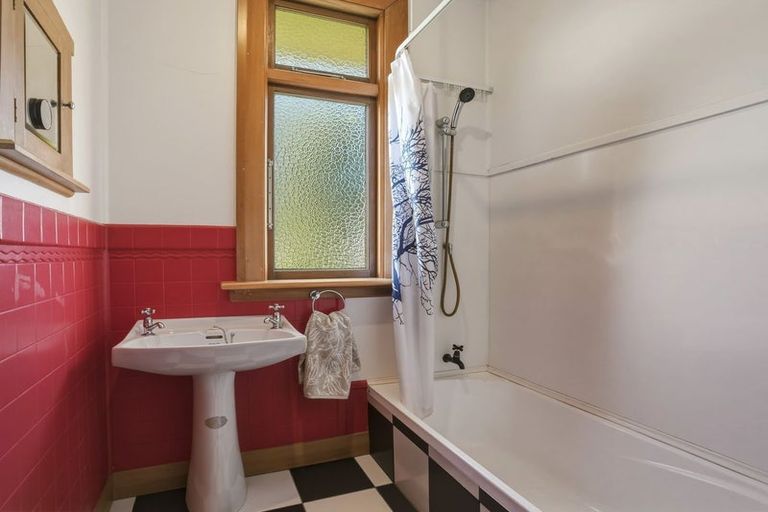 Photo of property in 8 Galloway Street, Mornington, Dunedin, 9011