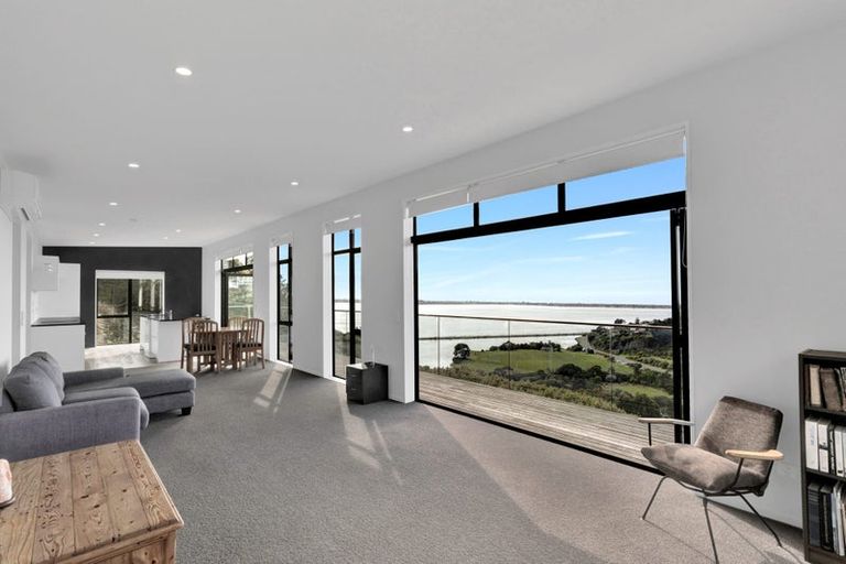 Photo of property in 65 Santa Maria Avenue, Mount Pleasant, Christchurch, 8081