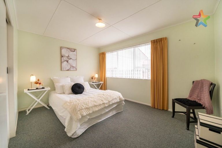 Photo of property in 2/8 Kew Grove, Wainuiomata, Lower Hutt, 5014