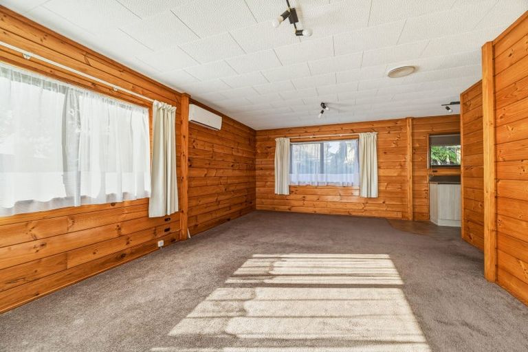 Photo of property in 14 Charles Road, Hannahs Bay, Rotorua, 3010