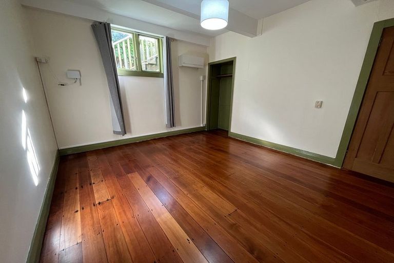 Photo of property in 3/16 Balfour Street, Mornington, Wellington, 6021
