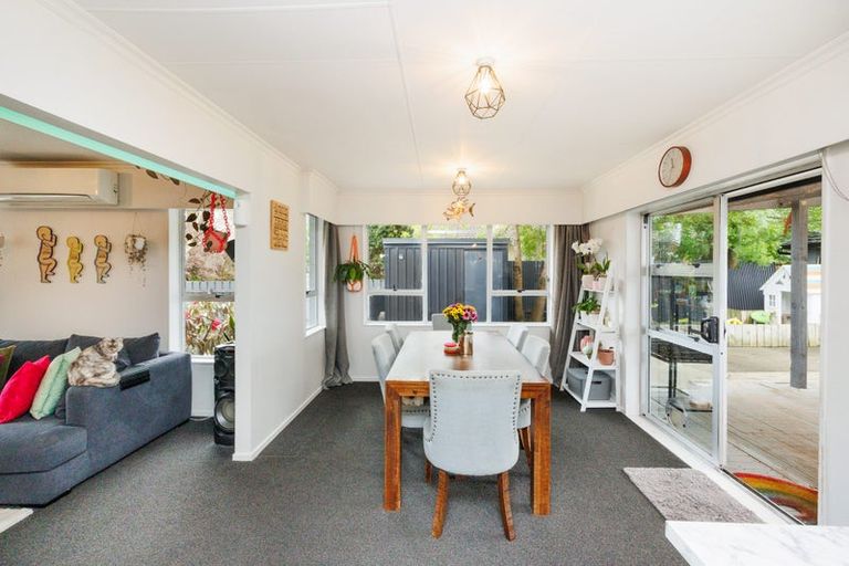 Photo of property in 10 Adams Place, Kelvin Grove, Palmerston North, 4414