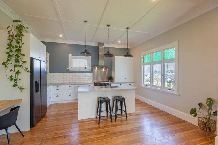 Photo of property in 41 Racecourse Road, Waipukurau, 4200