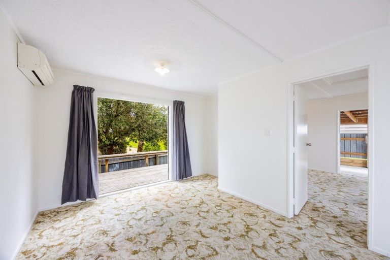 Photo of property in 55 Waverley Street, Waipawa, 4210