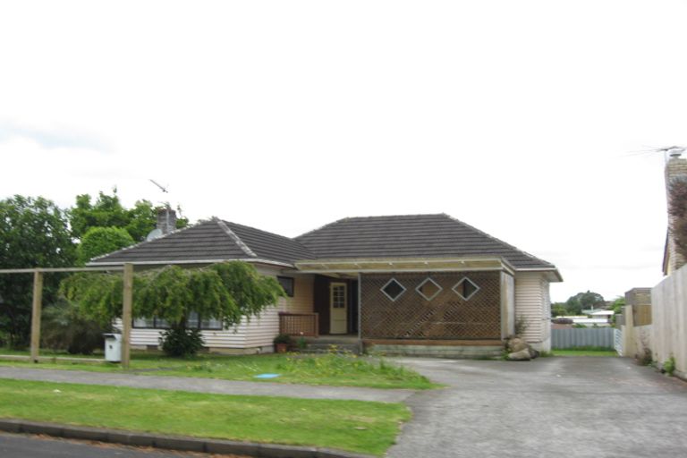 Photo of property in 6 Hooper Avenue, Pukekohe, 2120