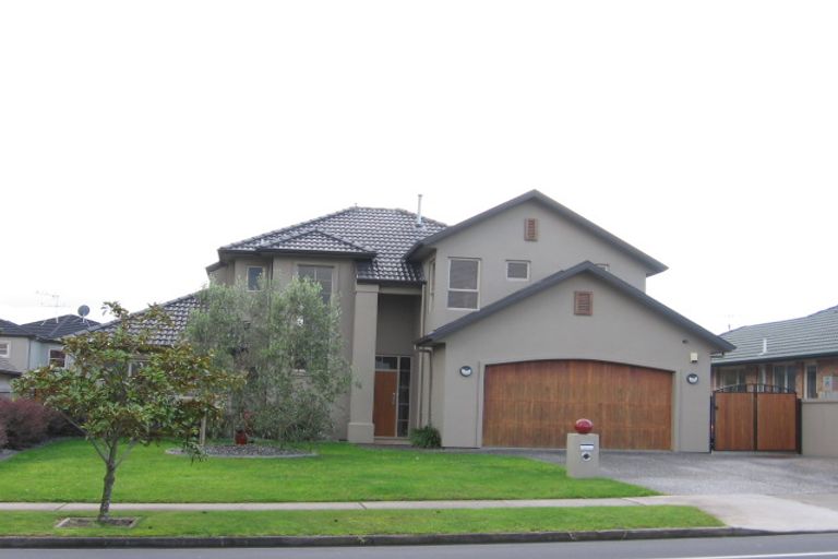 Photo of property in 245 Kilkenny Drive, East Tamaki Heights, Auckland, 2016