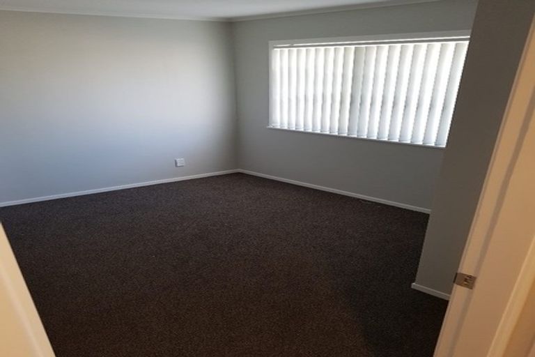 Photo of property in 25 Holland Street, Pukekohe, 2120